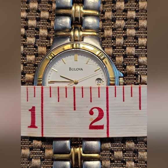 Bulova Infinity Collection wristwatch, two-tone. Unisex EUC! - Picture 15 of 16